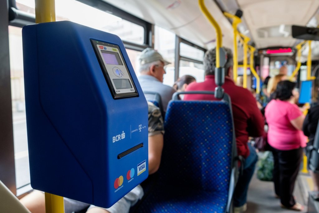 "Desant" al forțelor de ordine în autobuzele CTP  care circulă în Apahida și  Sânnicoară, la cererea primăriței Cristina Belce