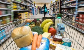 Românii vor avea încă 6 luni acces la 17 alimente de bază la prețuri mai mici / LISTA PRODUSELOR