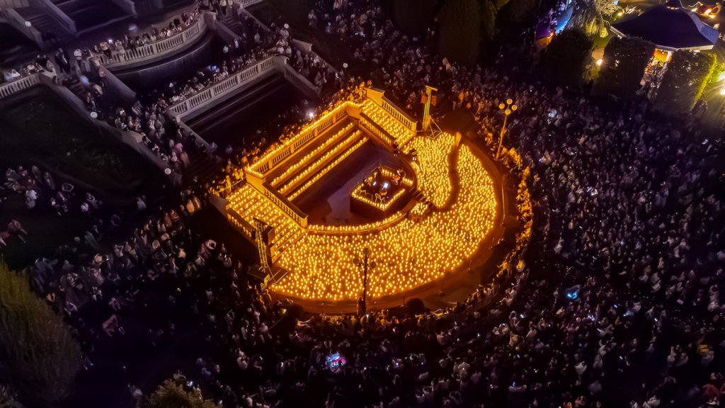 IULIUS celebrează 25 de ani de activitate cu un spectacol aniversar Multisenzorial, în Iulius Parc
