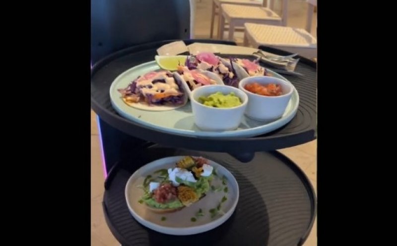 Roboții ar putea salva industria HoReCa din România: „Nu emigrează, nu fumează, nu stau de vorbă”. La Cluj se testează deja