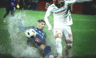 Superliga subacvatică: Ce-a fost aici, meci de polo sau de fotbal?