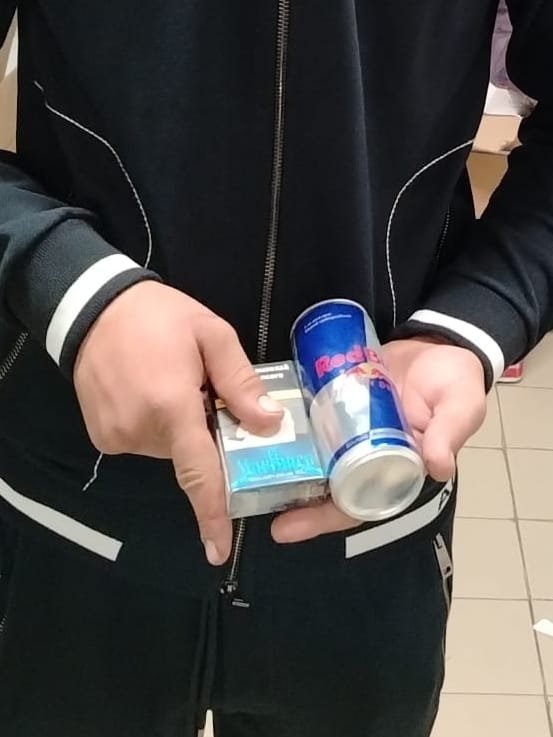Cluj-Napoca: Magazine închise după ce au vândut minorilor țigări, alcool sau energizante