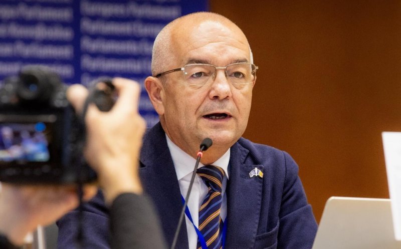 Boc, la Bruxelles: ''Nimeni nu trebuie să fie obligat să își părăsească orașul sau țara din motive economice.''