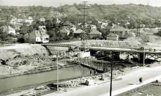 Podul Garibaldi în construcție