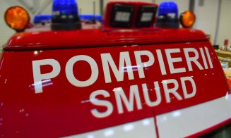Explozie într-un bloc din Bistriţa. Zeci de oameni s-au autoevacuat / O persoană a fost transportată la spital