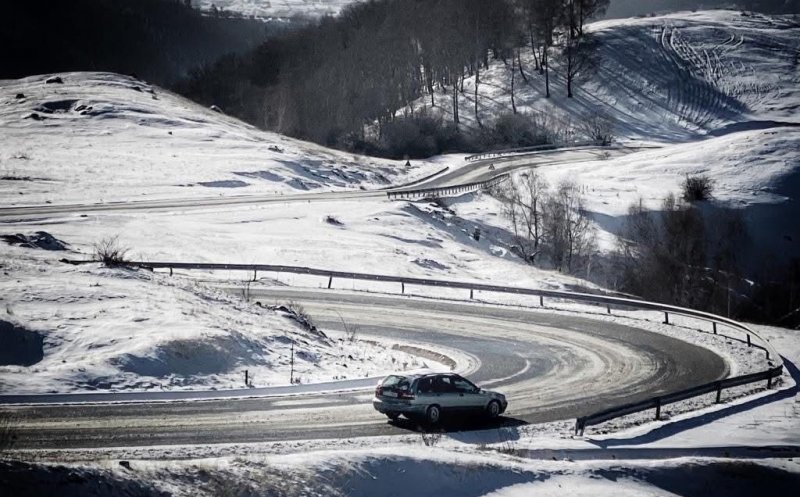 Transfăgărășanul și Transalpina au fost închise oficial circulației până la vară
