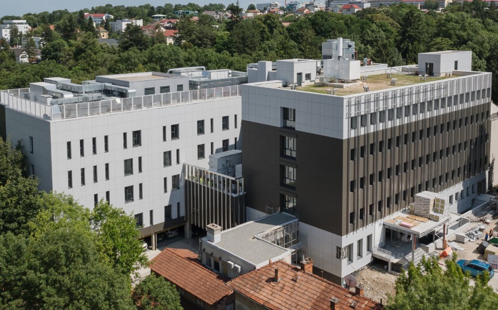 Centrul de Neurochirurgie și Patologie Neurovasculară din Cluj, aproape gata. Prof. Ștefan Florian: "Sperăm să-l finalizăm până în februarie și să ne mutăm într-o casă nouă"