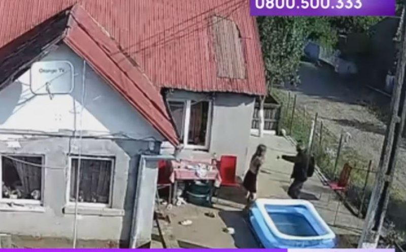 Imagini șocante cu momentul crimei din Mureș: Emil Gânj, surprins în timp ce intră cu toporul în casa tinerei de 23 de ani