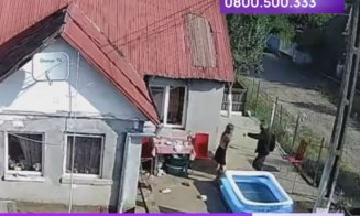 Imagini șocante cu momentul crimei din Mureș: Emil Gânj, surprins în timp ce intră cu toporul în casa tinerei de 23 de ani