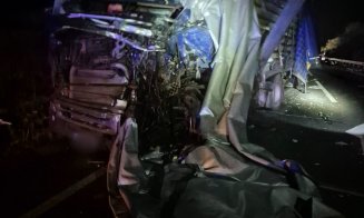 TRAFIC BLOCAT pe între Izvorul Crișului și Șaula / ACCIDENT cu două ansambluri de vehicule
