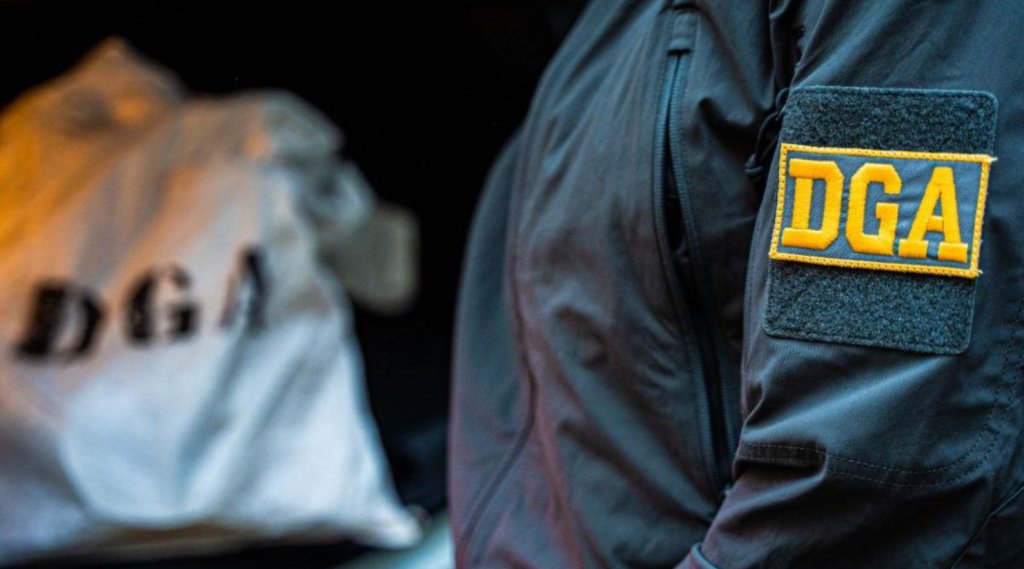 Ofițerii DGA Cluj, în prima linie a luptei anticorupție: campanie de informare în instituții publice și la Aeroportul "Avram Iancu"