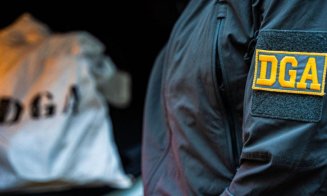 Ofițerii DGA Cluj, în prima linie a luptei anticorupție: campanie de informare în instituții publice și la Aeroportul "Avram Iancu"