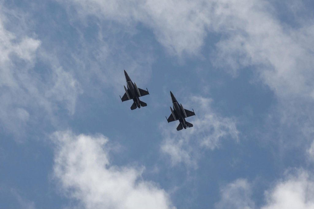 Escadrila 48 de la Baza 71 Câmpia Turzii execută misiuni de Poliție Aeriană. F-16 Fighting Falcon intră în acțiune sub comandă NATO
