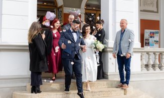 Peste 30 de căsătorii într-o săptămână la Cluj-Napoca. Primarul Emil Boc, prezent la datorie