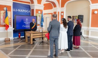 Peste 30 de căsătorii într-o săptămână la Cluj-Napoca. Primarul Emil Boc, prezent la datorie