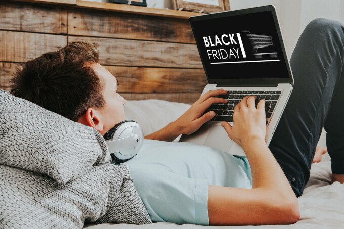 11 zile până la Black Friday 2025! Ce informații trebuie să fie afișate pe site-urile comercianților