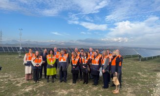 Parcul Fotovoltaic Teiuș, exemplu de alternativă energetică verde, în față ambasadorilor a 16 țări europene