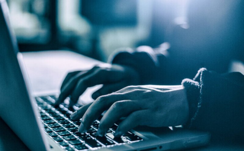 Cercetătorii UBB arată cum poate un fake news să distrugă instant încrederea de brand