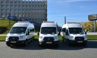 Primarii clujeni și-au preluat microbuzele electrice pentru transportul elevilor