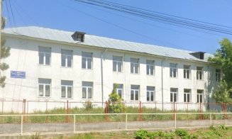 Acoperiș nou pentru o școală din județul Cluj. Cât costă lucrările