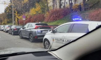 Se împart amenzi în Mănăștur marți dimineața / Semnul cu oprirea interzisă, ignorat