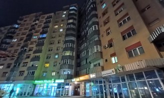 Ghivece cu flori de pe casa scărilor sunt INTERZISE. Blochează evacuarea și intervenția în caz de incendiu