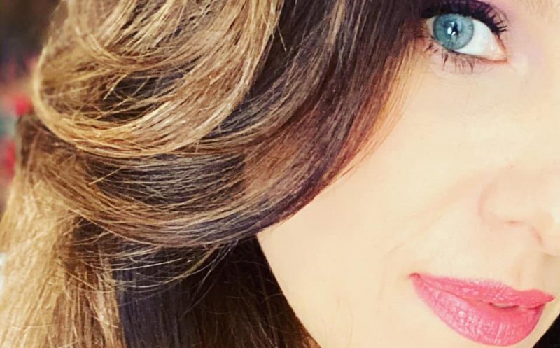 Jurnalistă diagnosticată cu cancer: ”Viața mea s-a oprit pentru câteva secunde, la un control de rutină...”