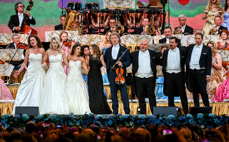 Urmează 5 concertele André Rieu & Johann Strauss Orchestra. Reguli de acces