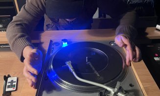 Există la Cluj-Napoca! Edison – House of Music găzduiește primul aparat de inscripționat viniluri din țară