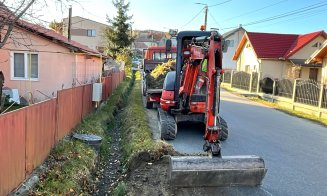 Lucrări de întreținere pe un drum județean de lângă Cluj-Napoca