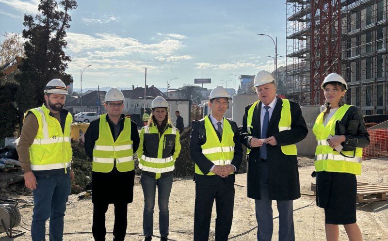 Japonia și România conectează viitorul: Ambasadorul Japoniei, în vizită la Institutul de Inteligență Artificială al UTCN