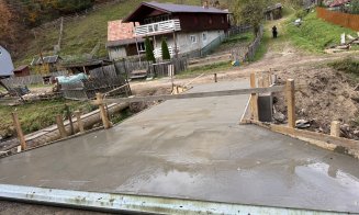 Trei poduri reparate într-o localitate din Cluj. Unul asigură accesul spre o renumită tabără de copii