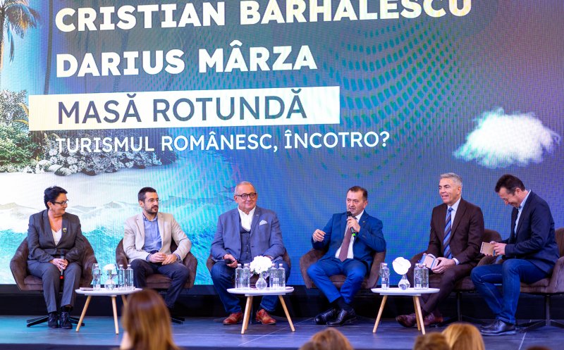 Târgul de turism Wonder Destinations, desfășurat în Cluj, în perioada 13 - 16 noiembrie, și-a deschis porțile în stil autentic românesc: cu joc popular și pită cu sare