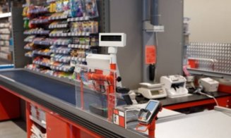 Gest incredibil într-un magazin din Cluj: un bărbat a furat telefonul uitat de o clientă la casă