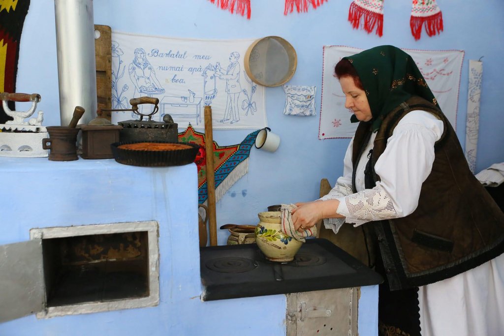 Tradiții clujene: Lăsatu' secului pentru Postul Crăciunului