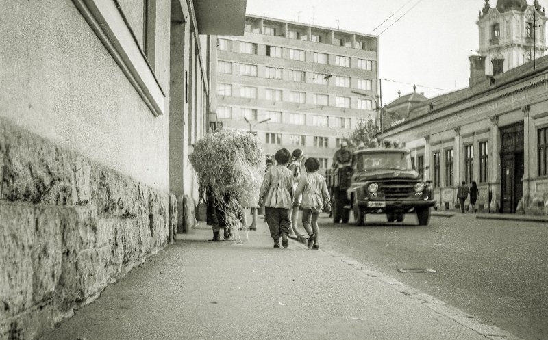 Se numea strada 1 Mai. Recunoști zona din vechiul Cluj?