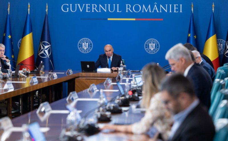 Guvernul taie în forță: primăriile pierd posturi, poliția locală se subțiază și reguli dure pentru păcănele