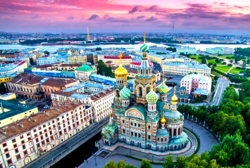 Au fost INTERZISE călătoriile individuale sau de grup către Rusia / Vecinii bulgari au amenzi de jumătate de milion de euro