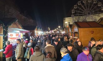 Start la sărbători! Târgul de Crăciun din Cluj-Napoca s-a deschis oficial cu un spectacol de lumini în Piața Unirii
