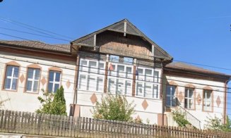 Reparații la o primărie din județul Cluj. A fost afectată de ploile din vară