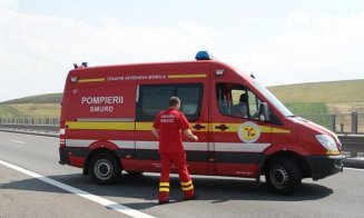 Încă un accident pe A3, în Cluj: microbuz răsturnat în aceeași zonă în care un șofer băut a lovit parapetul