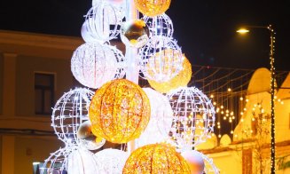 Magia sărbătorilor de iarnă se instalează la Turda. Primarul Cristian Matei: „Orașul se schimbă, discret, cald, în ritm de decembrie”