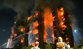 Cel puțin 94 de morți și aproape 300 de persoane dispărute în INCENDIUL celor 7 turnuri din Hong Kong