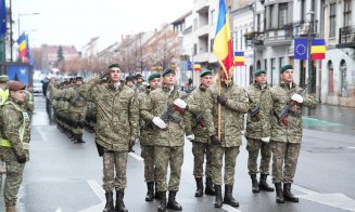 Clujul se pregătește de 1 Decembrie: Sute de militari, la ultimele repetiții din centrul orașului. Programul de Ziua Națională a României