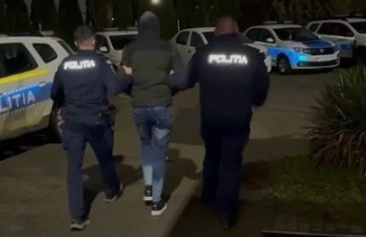 Bărbat de 24 de ani, arestat. A furat peste 2.000 de lei din două biserici din Cluj