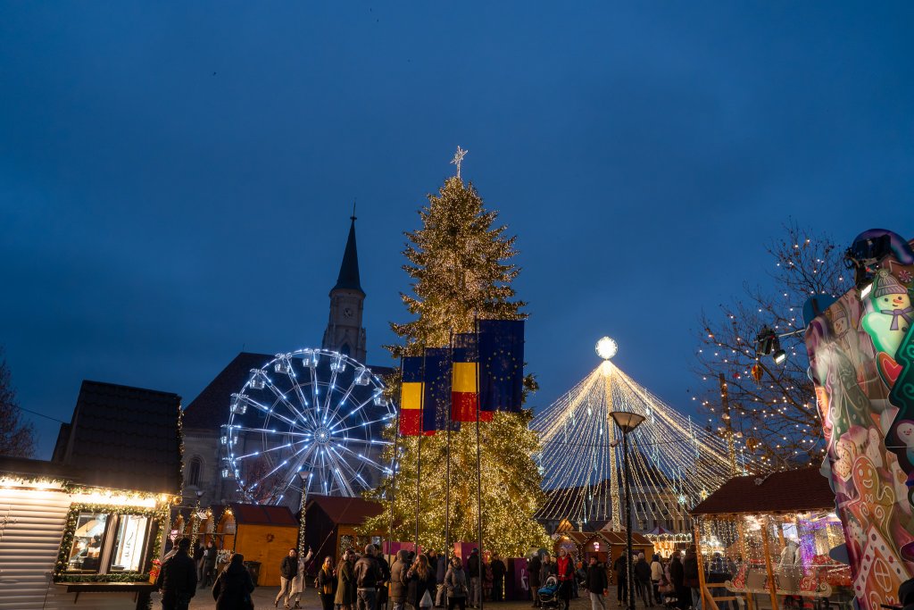 Cele trei târguri de Crăciun semnate UNTOLD Universe din București și Cluj-Napoca sunt oficial deschise