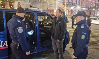 Jandarmii clujeni au depistat un hoț de portofele la Târgul de Crăciun din Piața Unirii. Cine este păgubitul