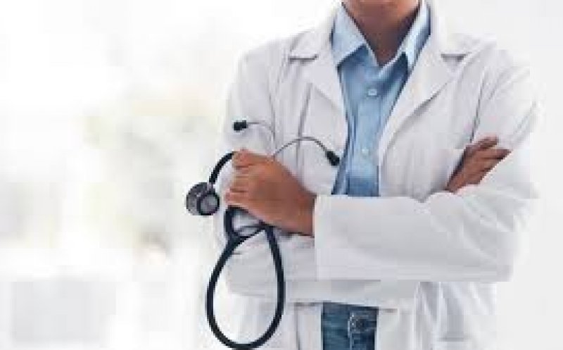 Experți: Vaccinurile anti-COVID cu ARN mesager nu au cauzat nicio creștere a mortalității