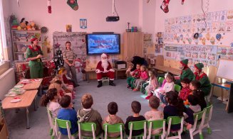 O zi pe care copiii din Vultureni nu o vor uita prea curând: Moș Niculae le-a citit scrisorile și a venit cu cadouri