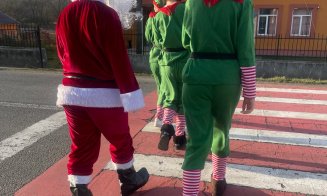 O zi pe care copiii din Vultureni nu o vor uita prea curând: Moș Niculae le-a citit scrisorile și a venit cu cadouri